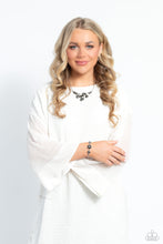 Load image into Gallery viewer, Round Royalty Set - Silver