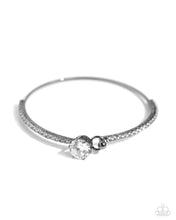 Load image into Gallery viewer, Gamut Glam - Black