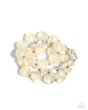 Load image into Gallery viewer, Cubed Cameo - Gold